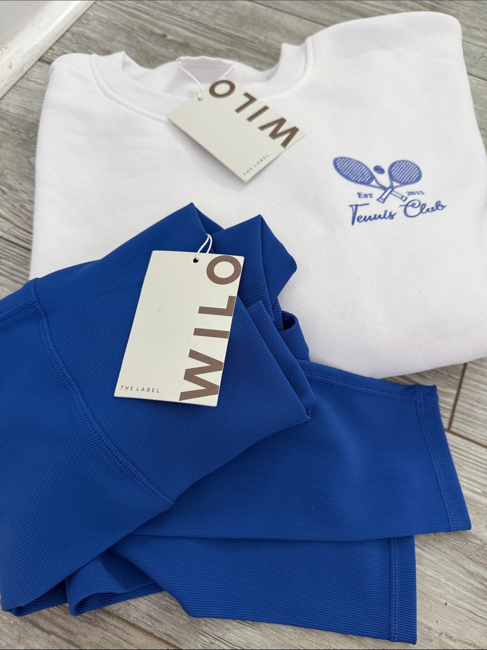 WILO The Label White Tennis Club Sweatshirt +  Blue Leggings